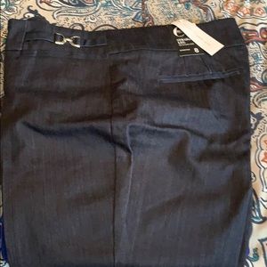Straight leg pants New!
